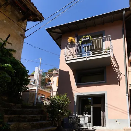 Casetta Monti - By Myhomeincomo
